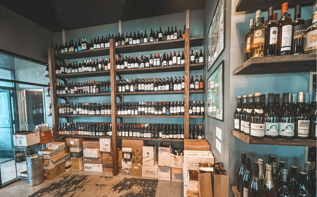 GaragisteWineRoomMerchantlasvegas103 1024x638
