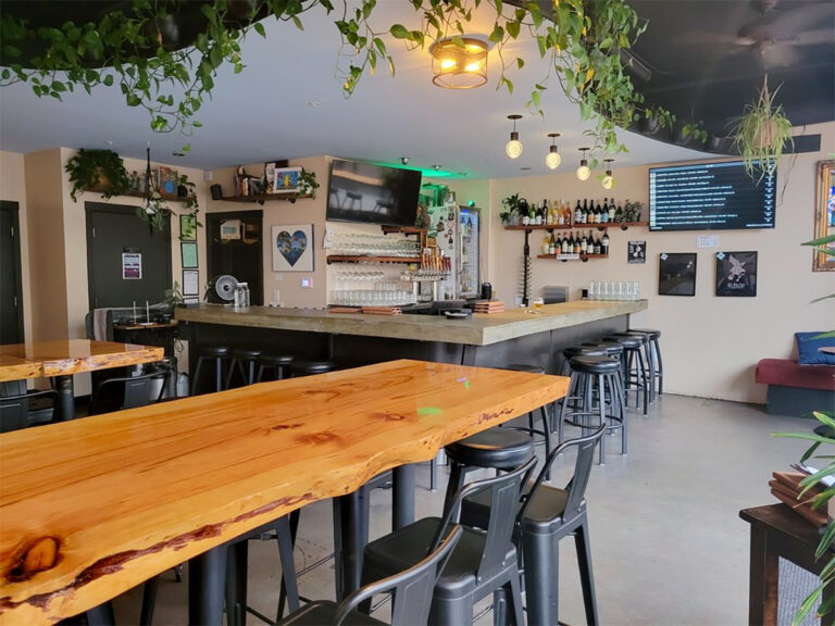 TheRedTailsanfrancisco100 768x576