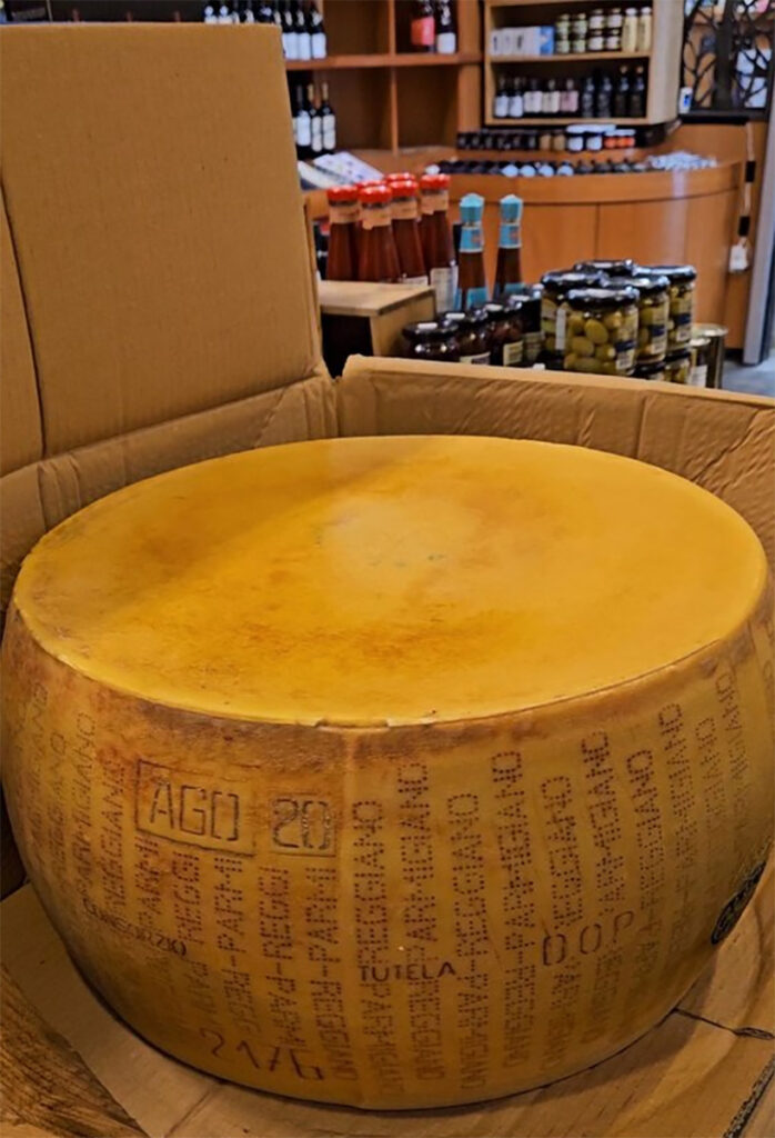 FarmsteadCheesesandWinesalameda131 698x1024