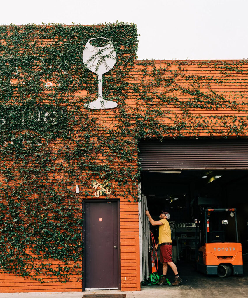 RevolutionWineryandKitchensacramento101 850x1024