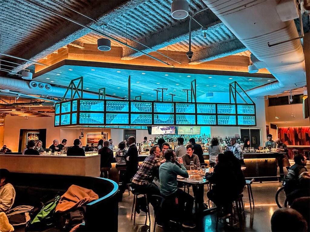 RogerBarandRestaurantmountainview103 1024x768