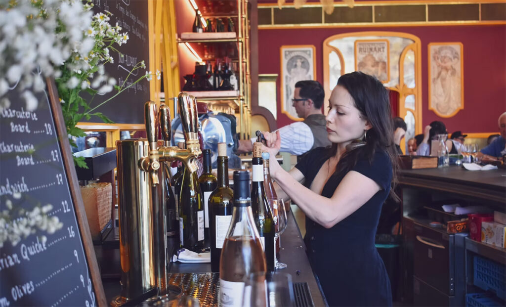 laloulouwinebarsanfrancisco108 1024x621