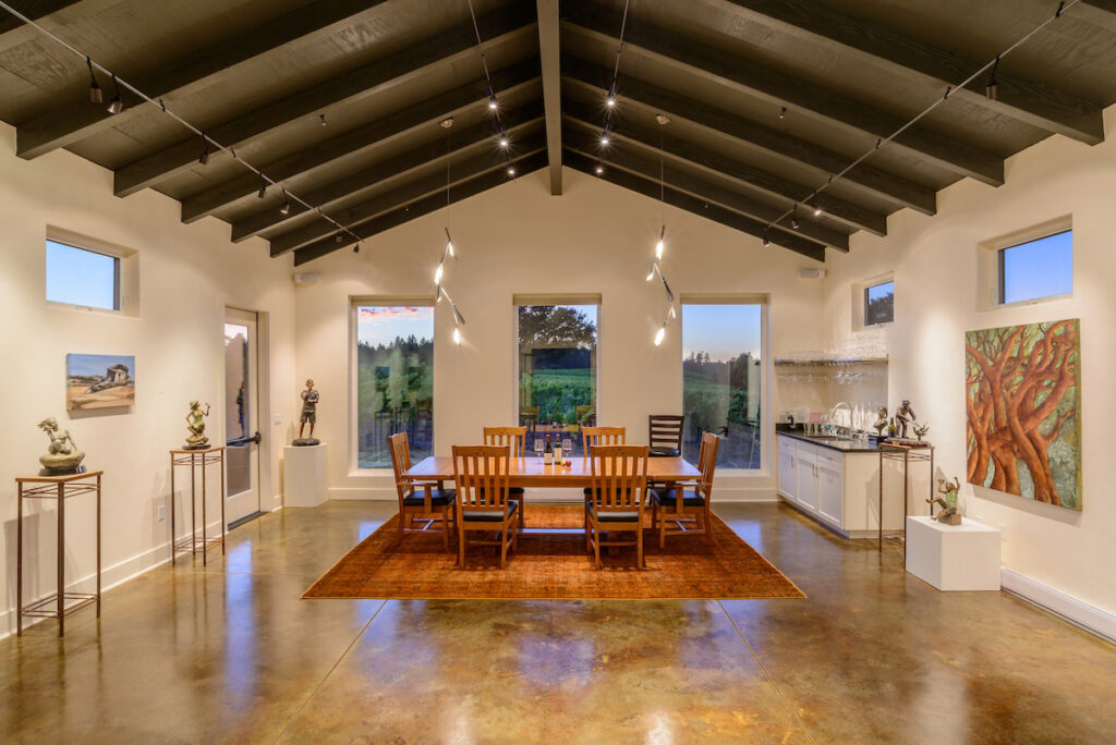 squarepegwinery102 1024x684