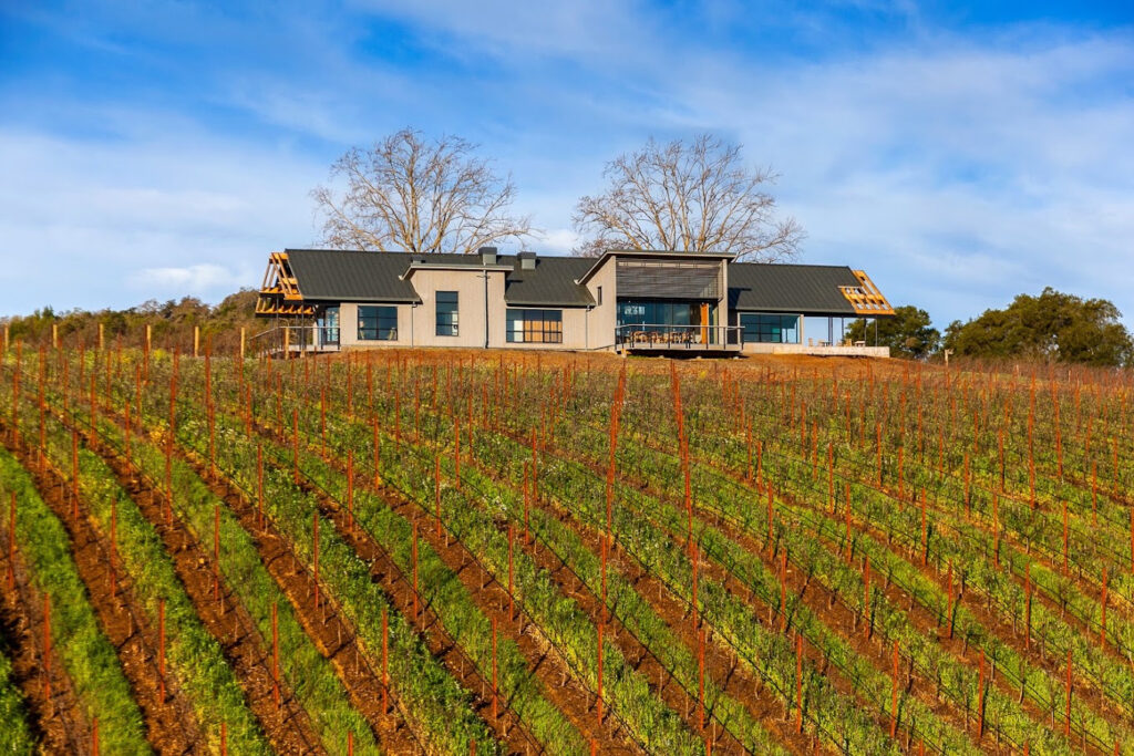 MacRostieWineryEstateHouse105 1024x683