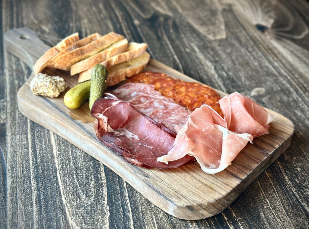 RevelKitchenandBardanville127 1024x758