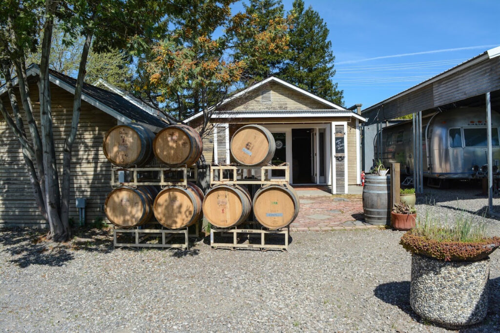 oldworkdwinery1 1024x683